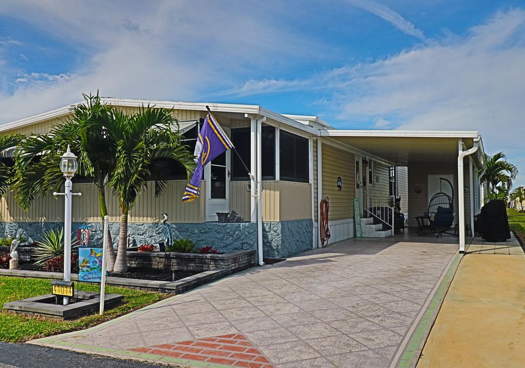 Photo of 41014 Isabel Bay, Boynton Beach, FL 33436 (MLS # B26003801)