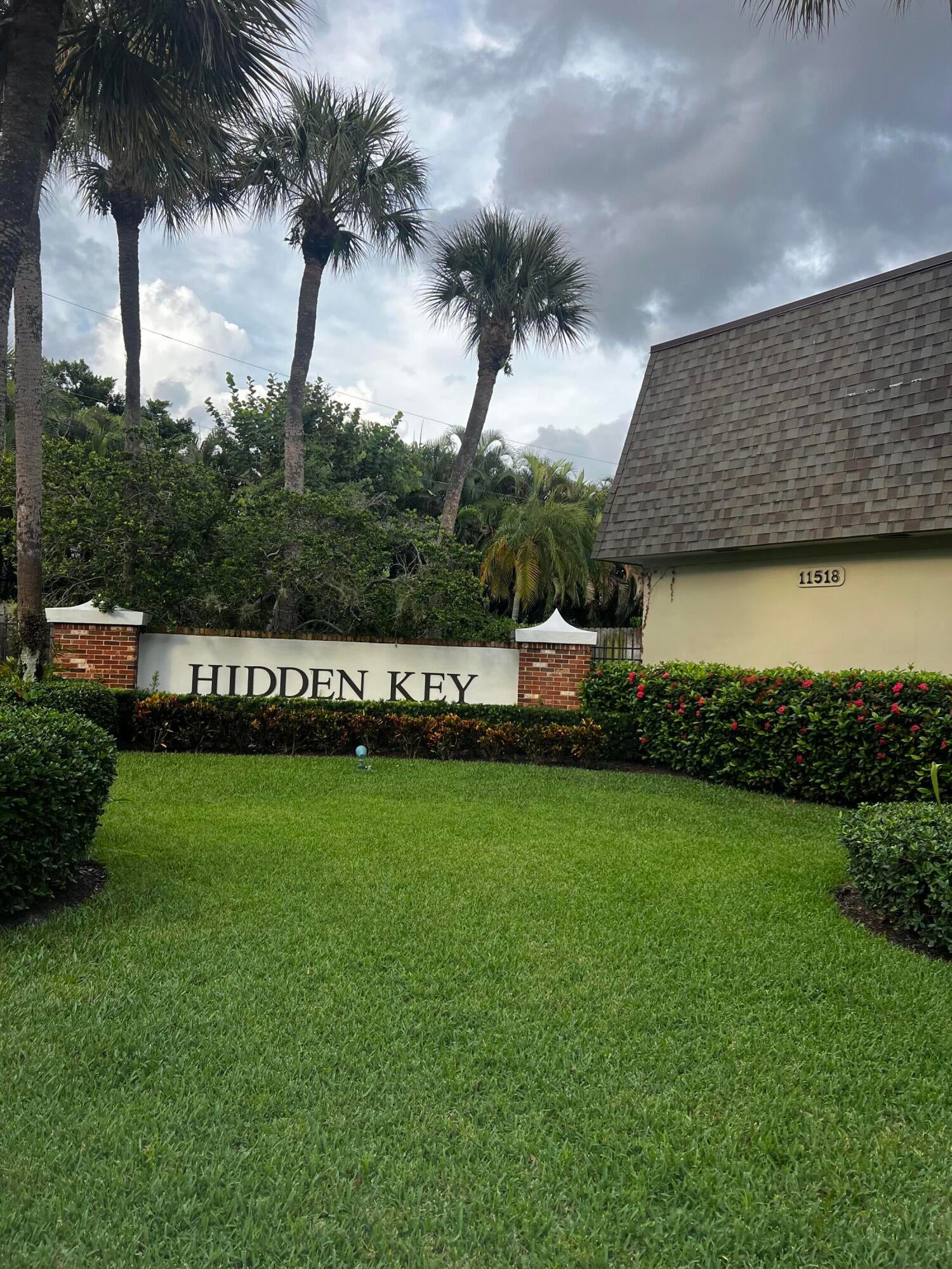 View photos, virtual tours, details... 11518 LANDING Place C3