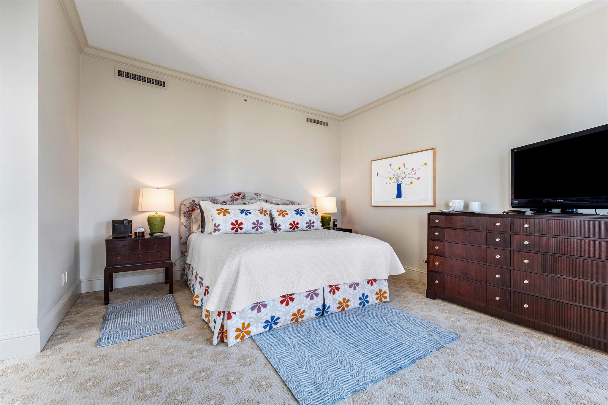 ONE WATERMARK PLACE OF TH - Residential