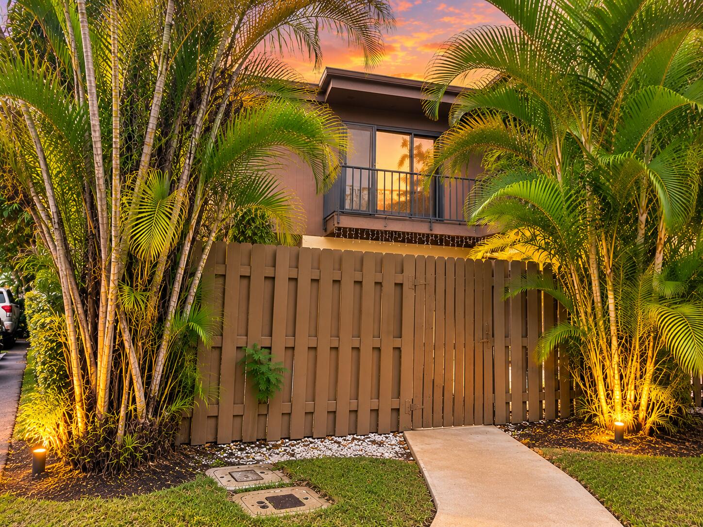 View photos, virtual tours, details... 2816 Kirk Lane