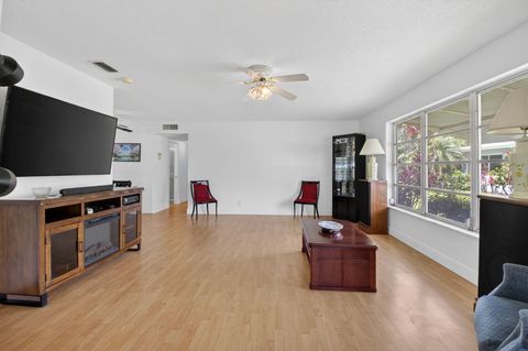 Tiny photo for 172 High Point Terrace W #D, Delray Beach, FL 33445 (MLS # B26029362)