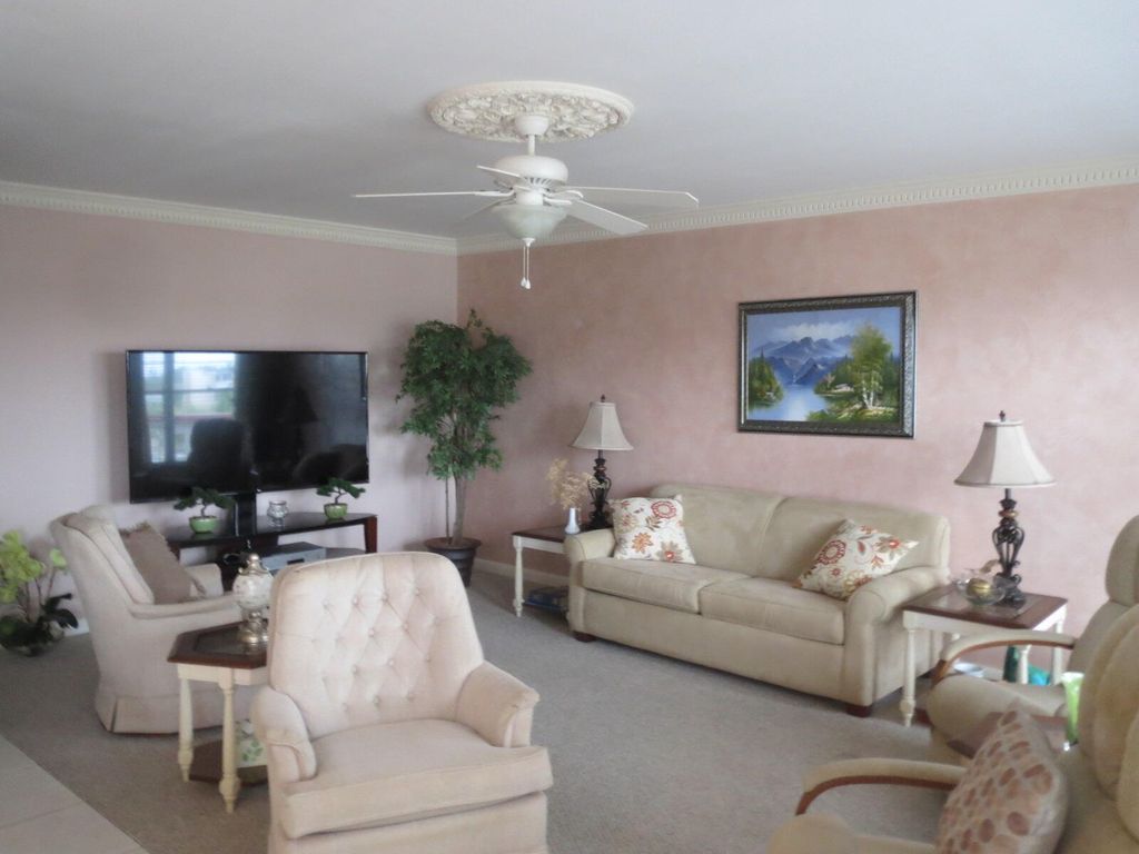 Photo of 406 Greenbrier C, West Palm Beach, FL 33417 (MLS # R10790625)