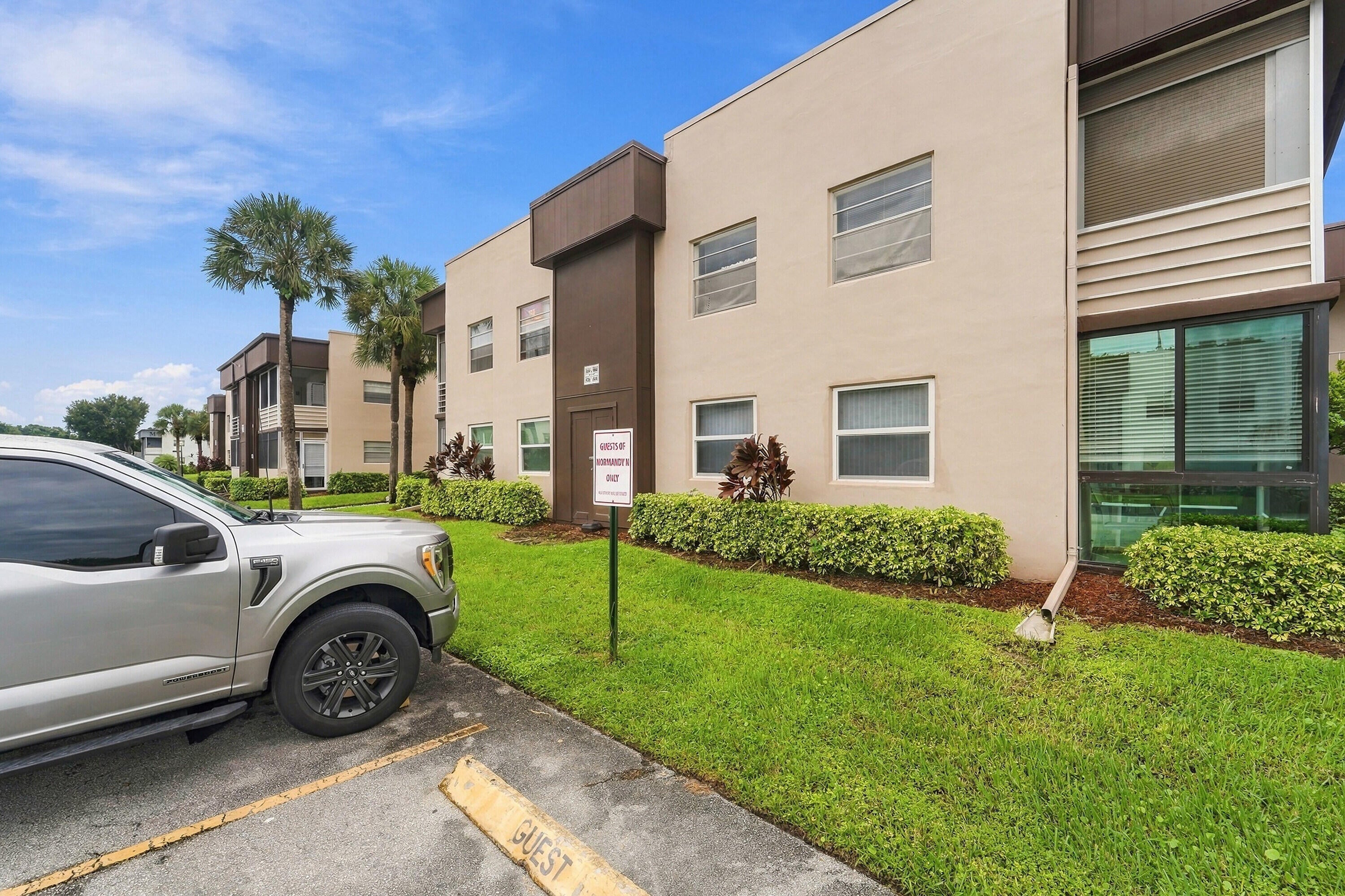 653 NORMANDY Lane Unit N