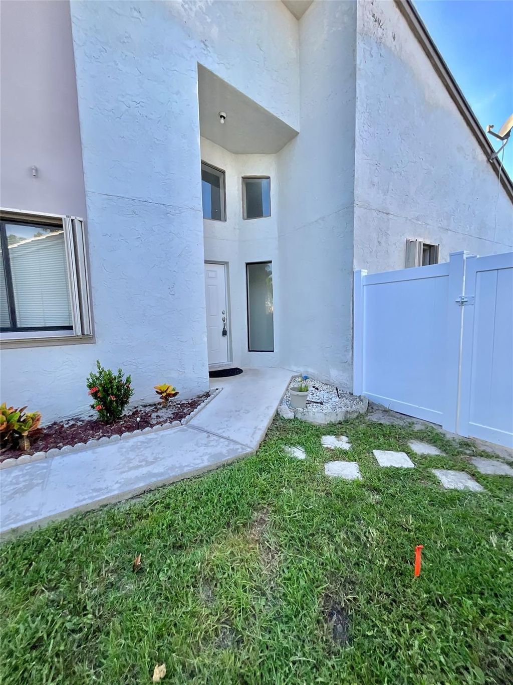 Photo of 5700 Strawberry Lakes Circle, Lake Worth, FL 33463 (MLS # F10450903)