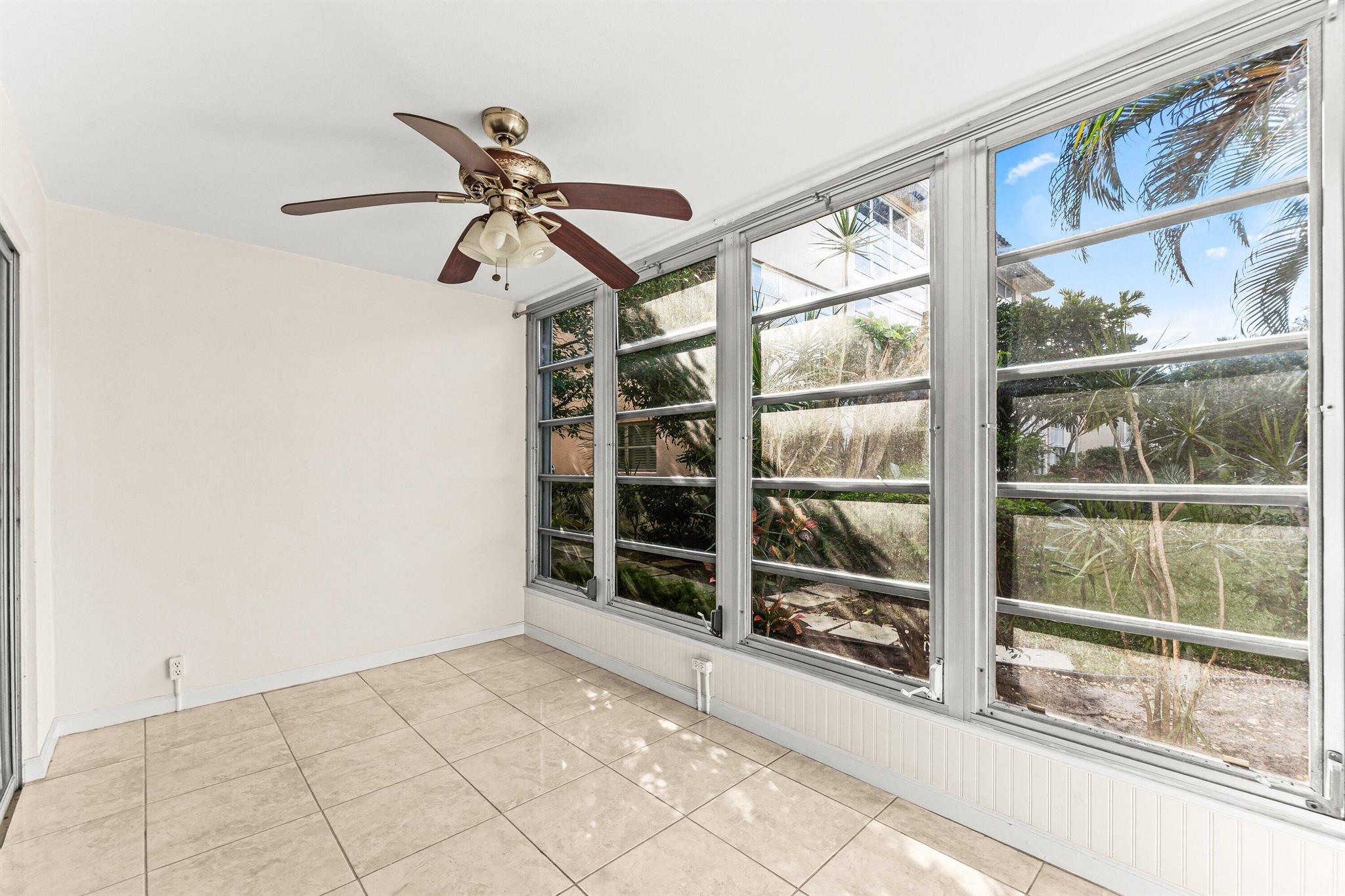 BOCA VERDE EAST - Residential