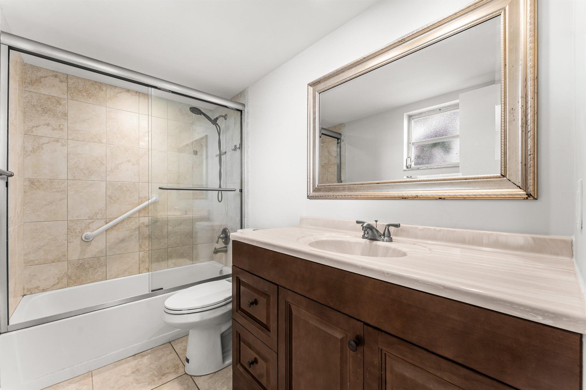 BOCA VERDE EAST - Residential