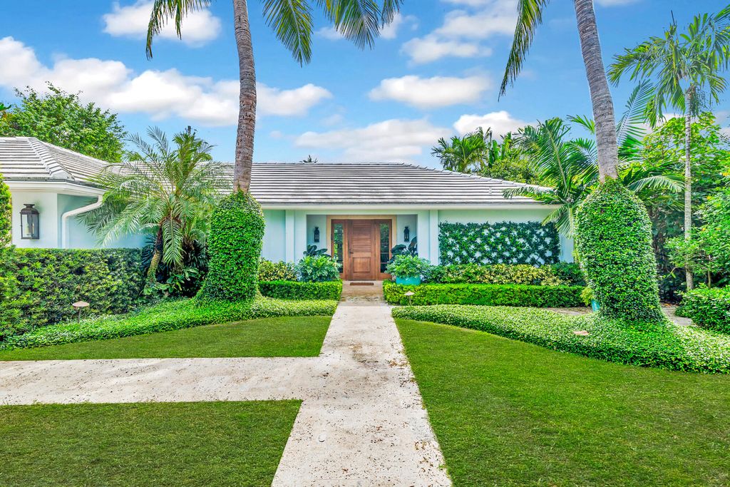 Photo of 140 Atlantic Avenue, Palm Beach, FL 33480 (MLS # R11022252)