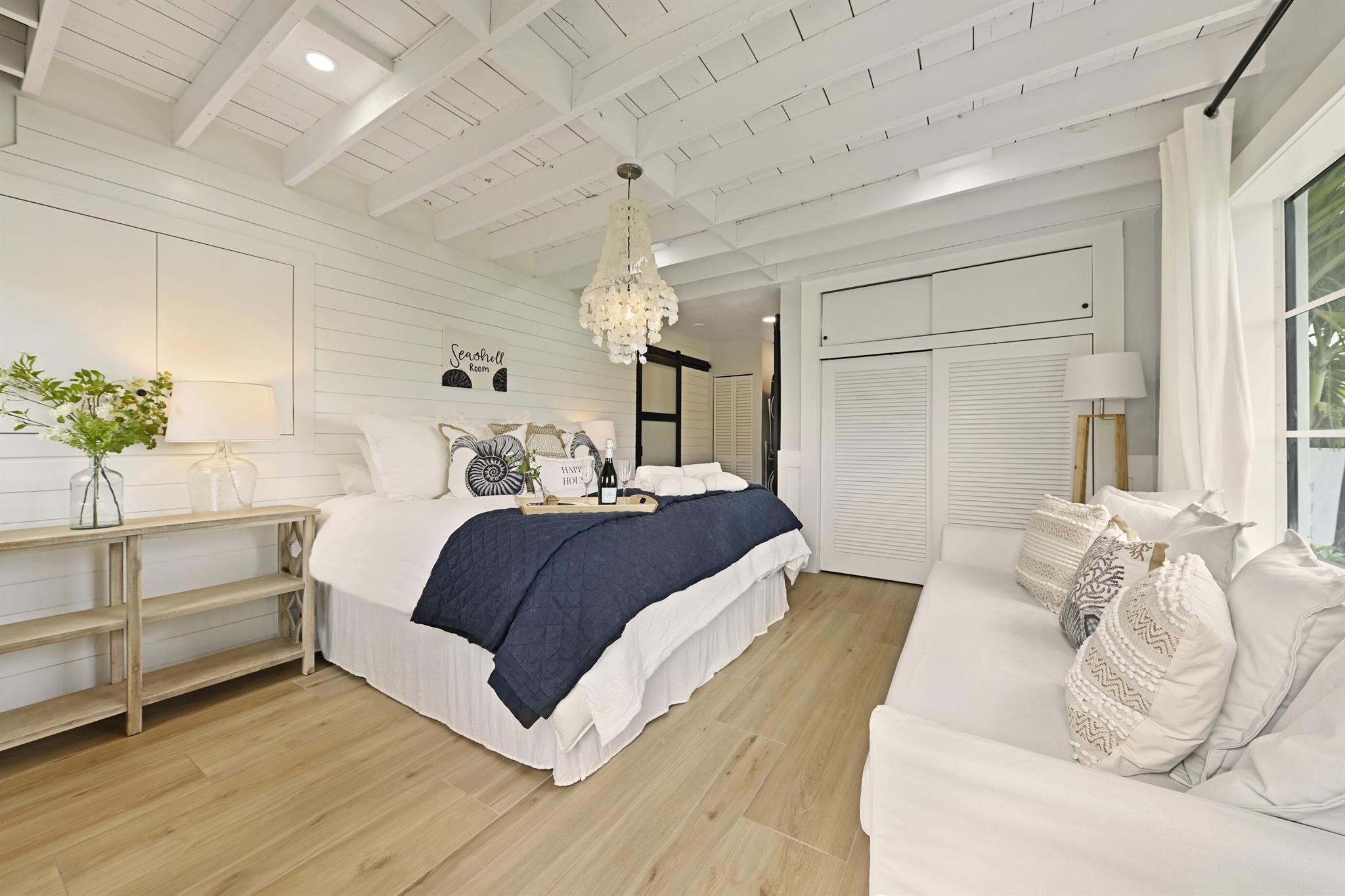 FOREST HILLS - Residential Lease