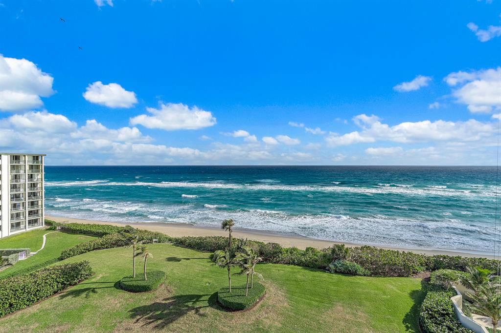 Photo of 5380 N Ocean 8j Drive Dr #8-J, Riviera Beach, FL 33404 (MLS # R10765898)