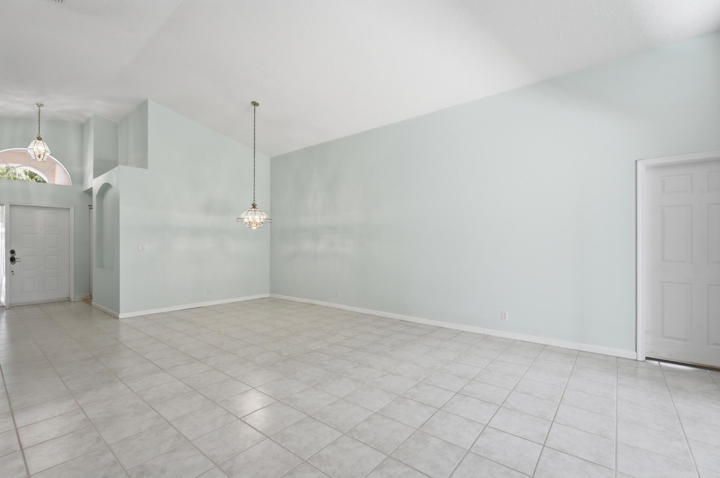 208 Jones Creek Drive