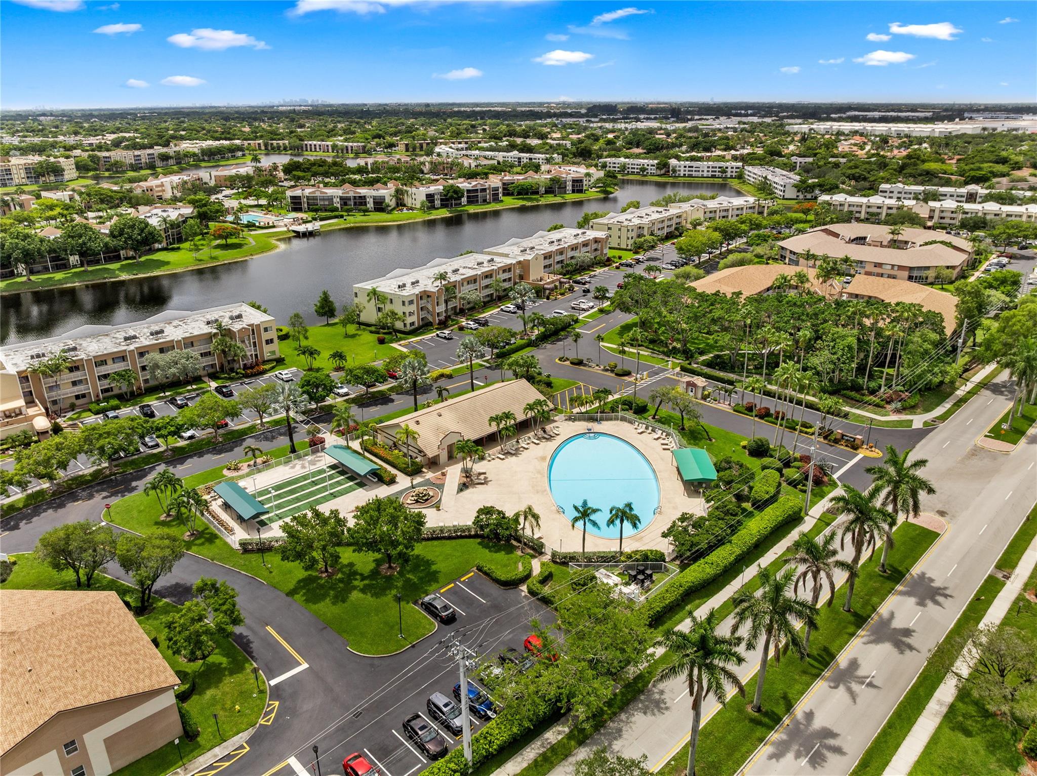 DEVON J KINGS POINT - Residential