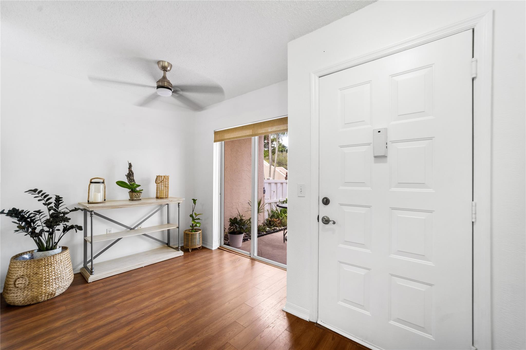 7427 N Devon Dr 108