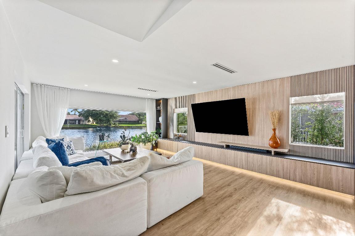 DEER CREEK GOLF ESTATES - Residential