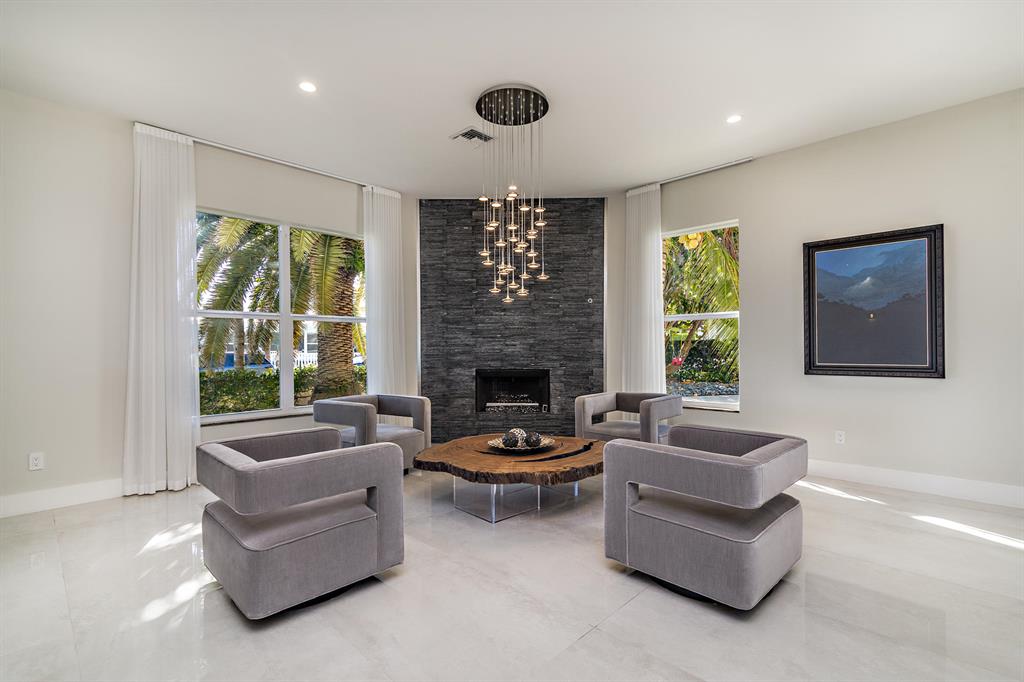 EDMOR ESTATES - Residential