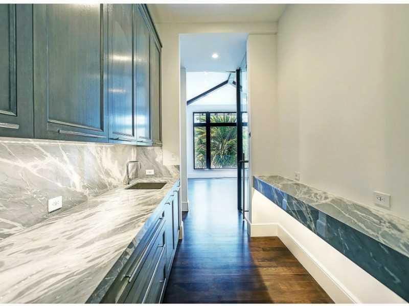 HILLSBORO SHORES SEC A - Residential