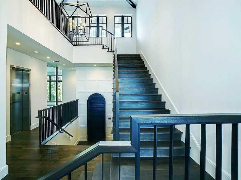 HILLSBORO SHORES SEC A - Residential