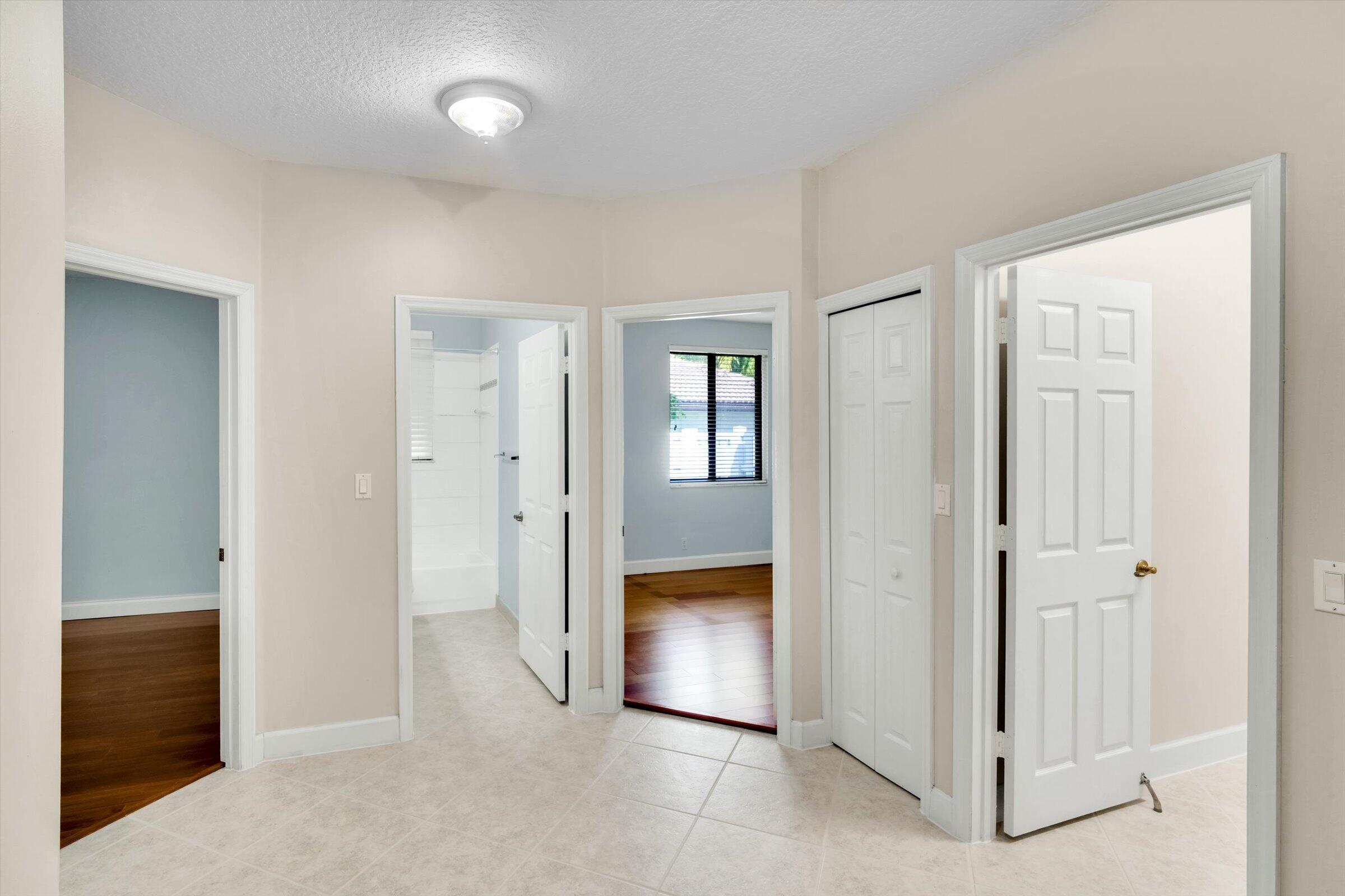 WINDSOR PALMS - Residential