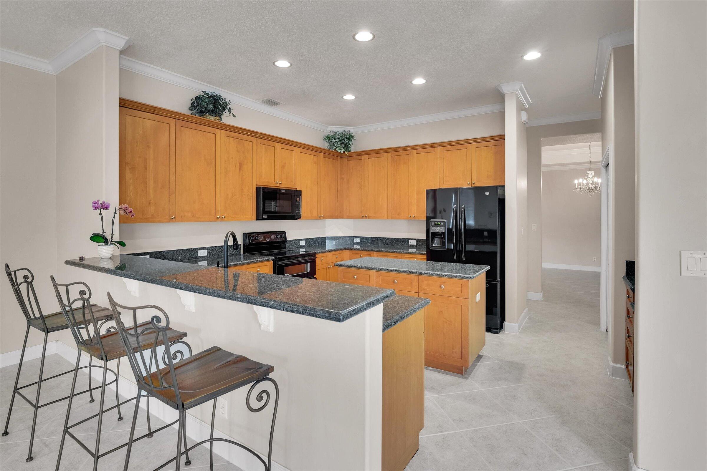 WINDSOR PALMS - Residential