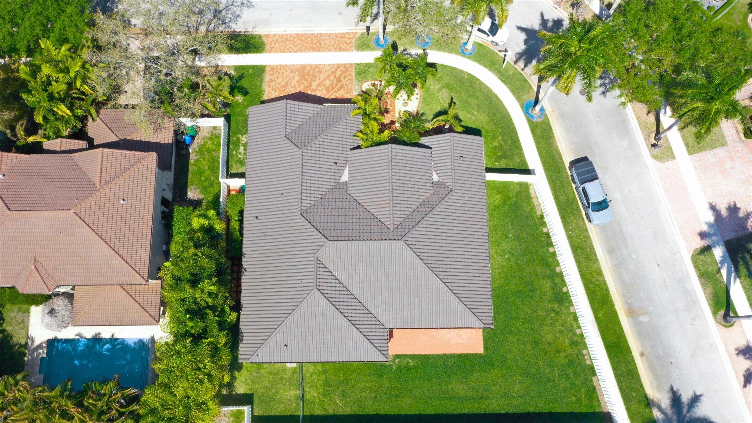 WINDSOR PALMS - Residential