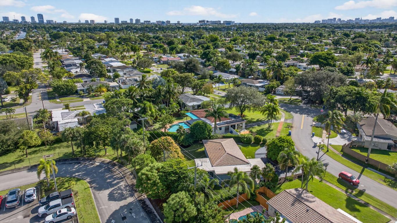 LYONS PARK - Residential