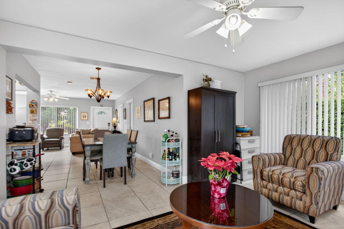 LYONS PARK - Residential