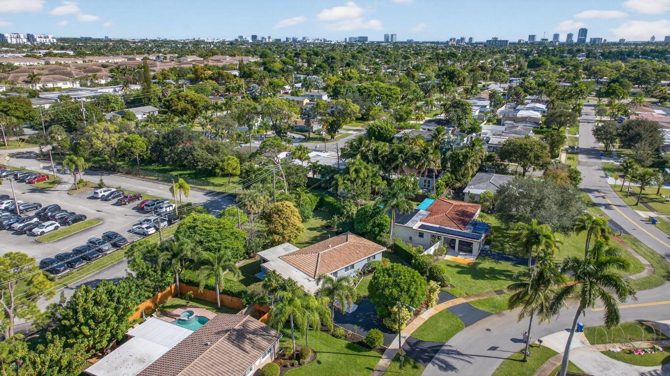 LYONS PARK - Residential