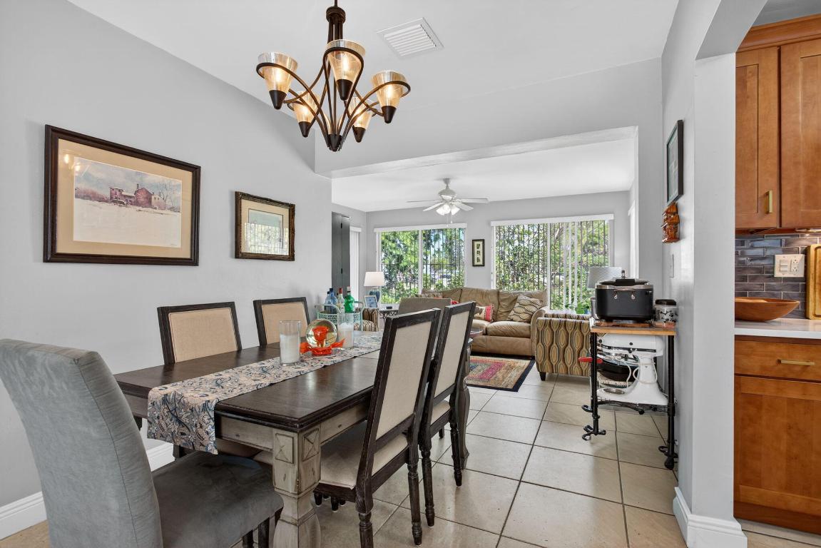 LYONS PARK - Residential