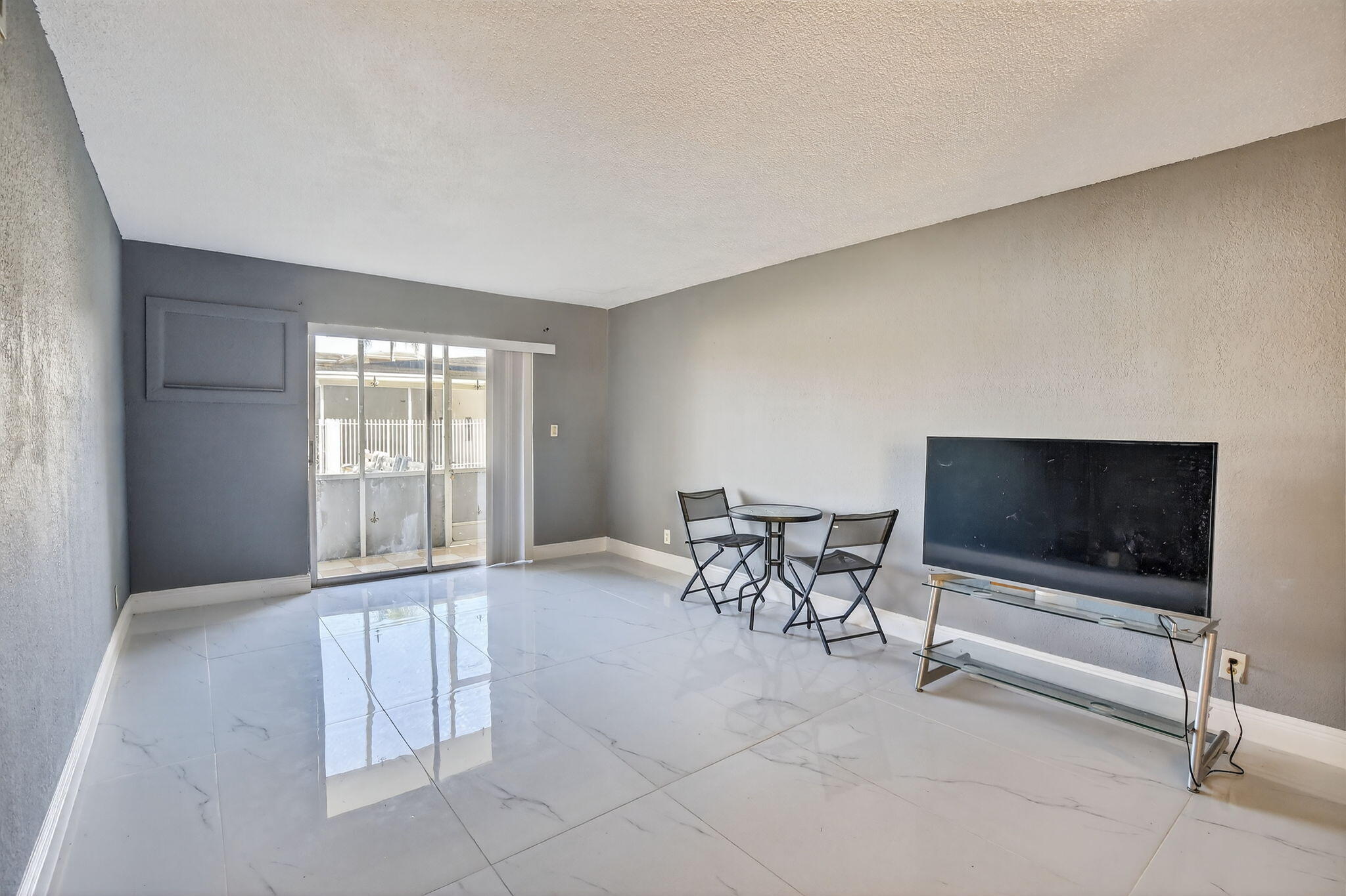 LAKE PARK GARDENS 4 INC CONDO - Residential