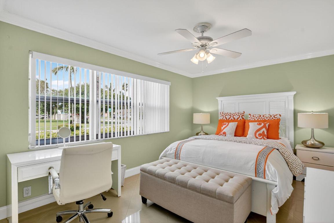 CRYSTAL HEIGHTS 80-48 B - Residential