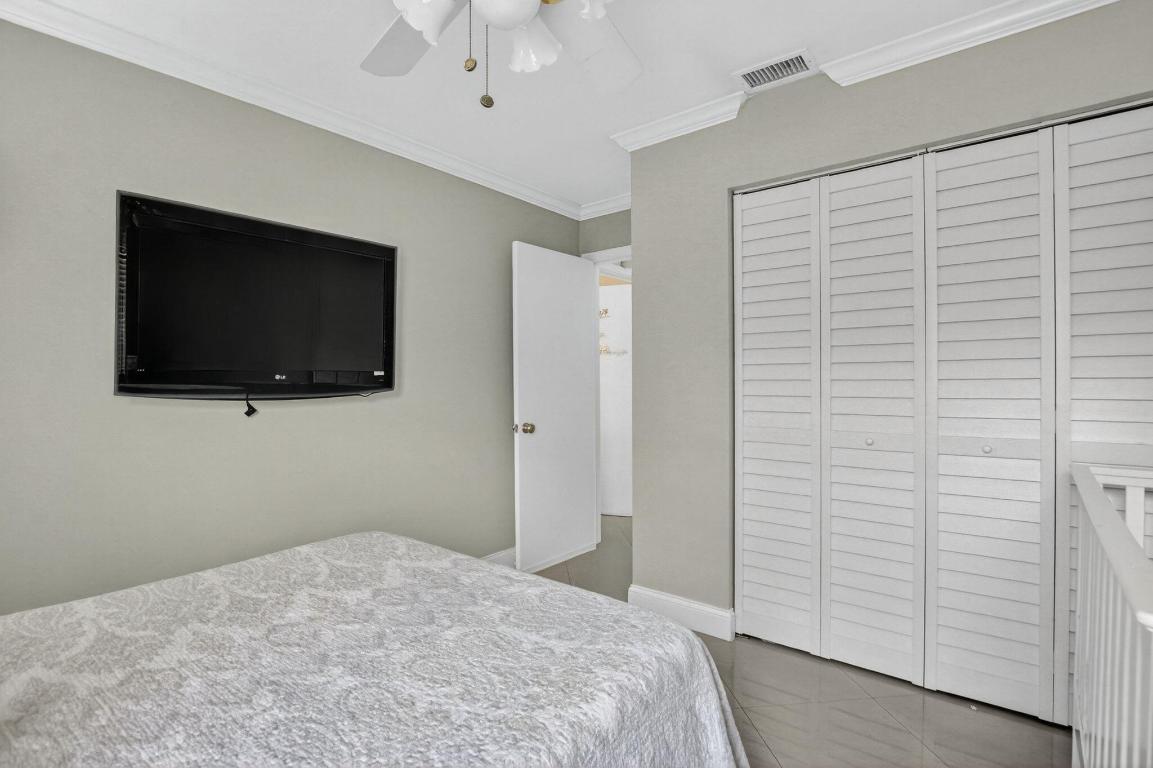 CRYSTAL HEIGHTS 80-48 B - Residential