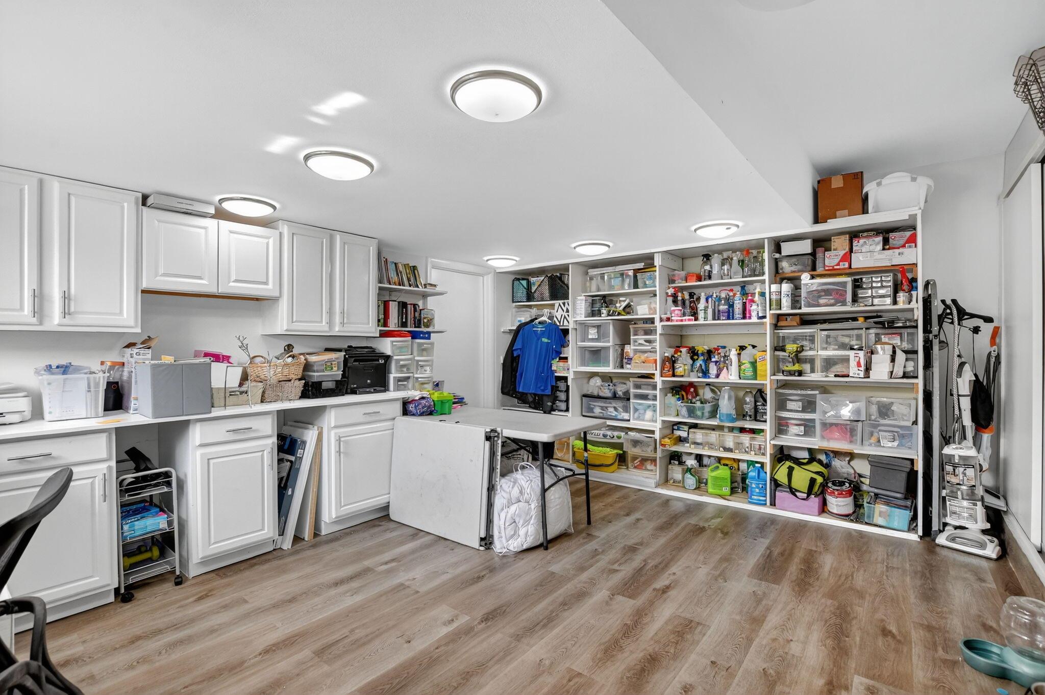 CRYSTAL HEIGHTS 80-48 B - Residential