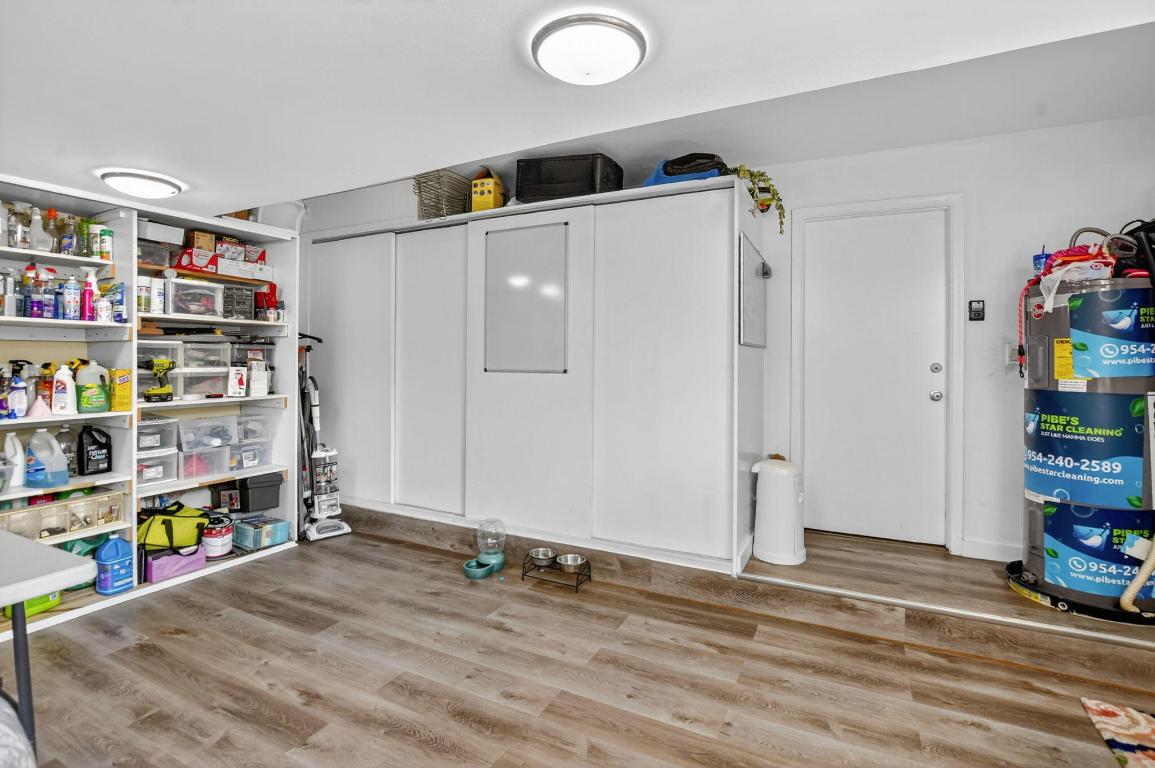 CRYSTAL HEIGHTS 80-48 B - Residential