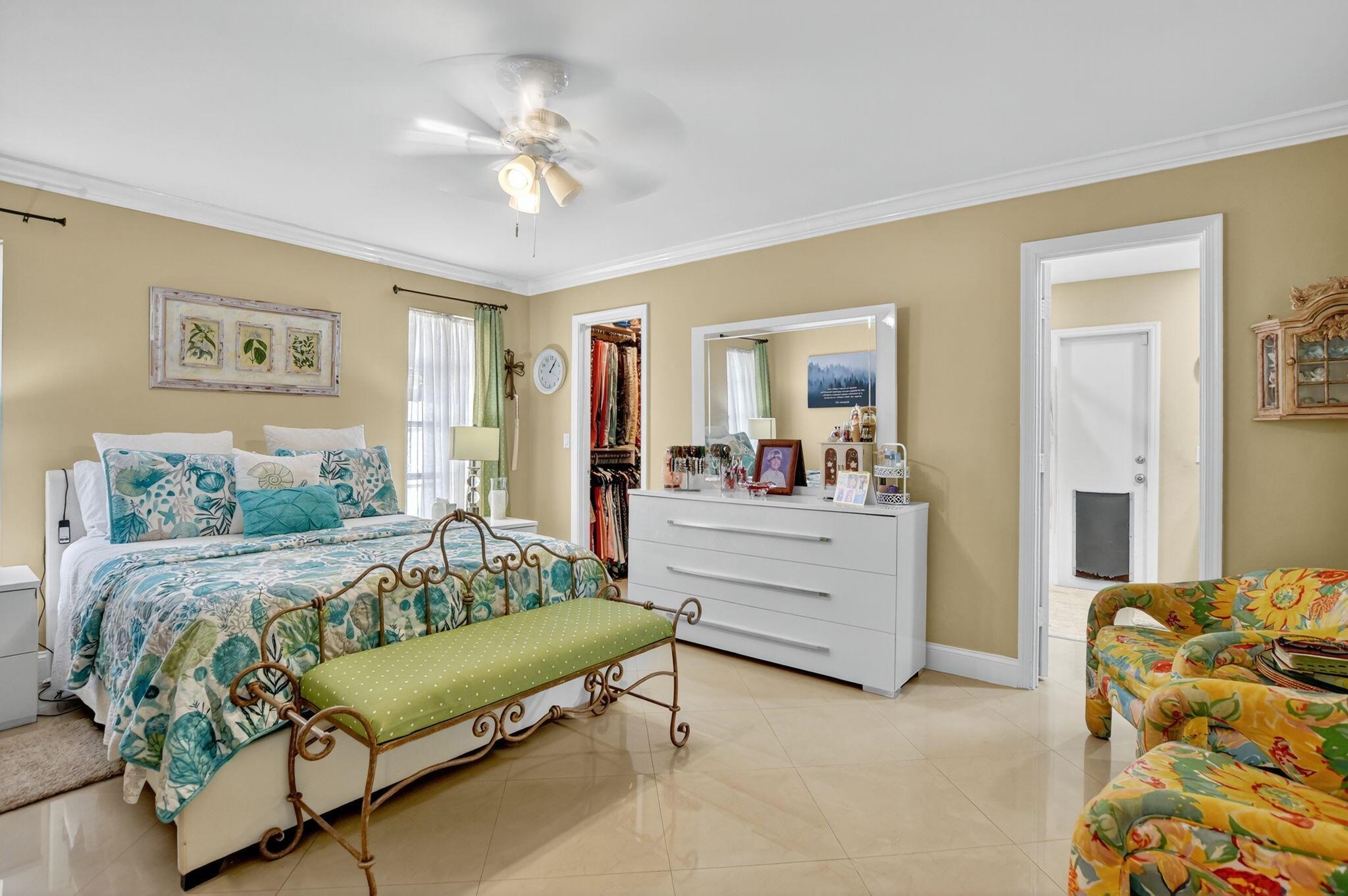 CRYSTAL HEIGHTS 80-48 B - Residential