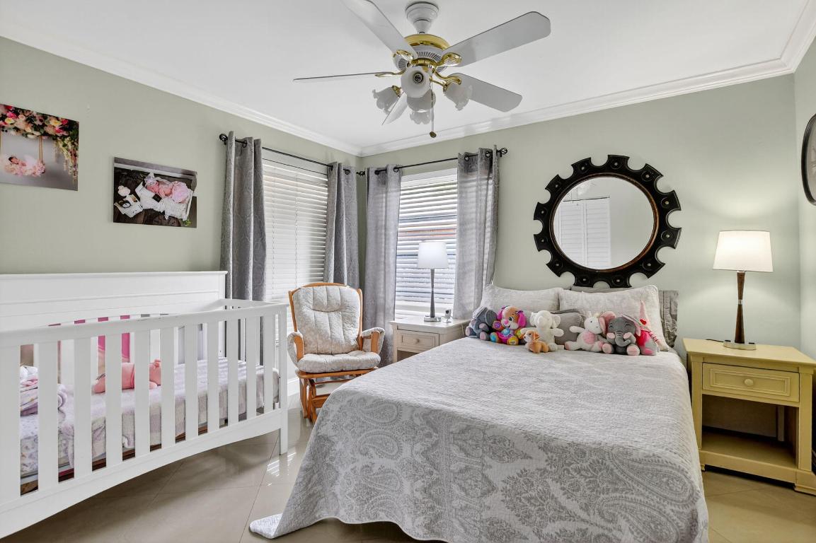 CRYSTAL HEIGHTS 80-48 B - Residential