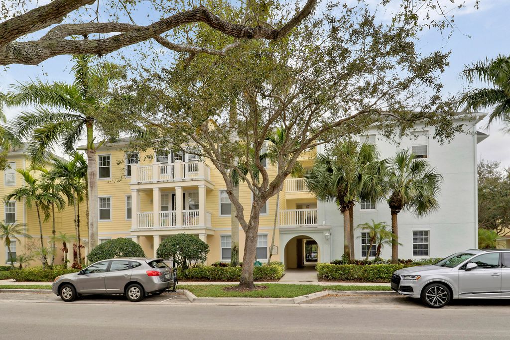 Photo of 225 Murcia 307 Drive #307, Jupiter, FL 33458 (MLS # R11079633)
