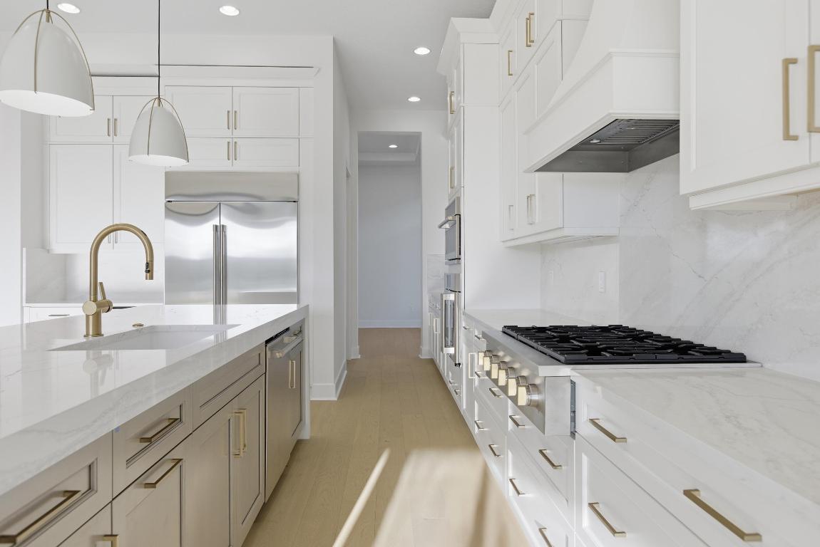 ARTISTRY - Residential