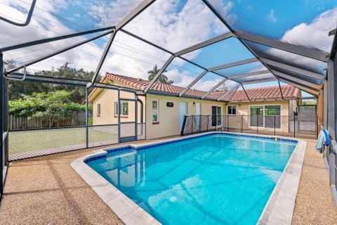 Tiny photo for 2315 NW 98th Lane, Coral Springs, FL 33065 (MLS # B26088950)