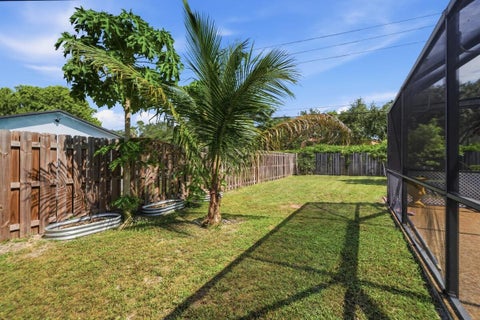 Tiny photo for 2315 NW 98th Lane, Coral Springs, FL 33065 (MLS # B26088950)