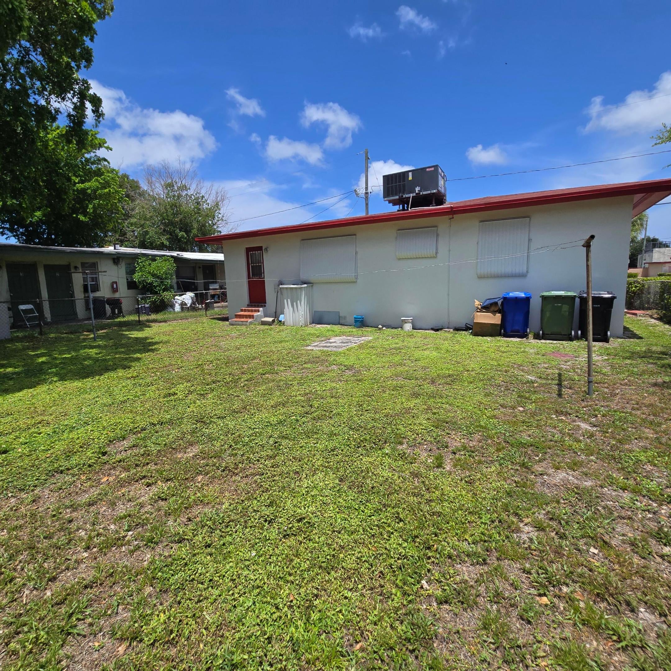 617 NW 13TH Terrace