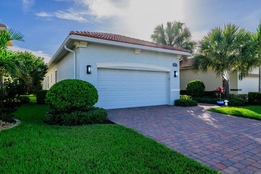 Photo of 11341 SW Visconti Way, Port Saint Lucie, FL 34986 (MLS # R11118882)