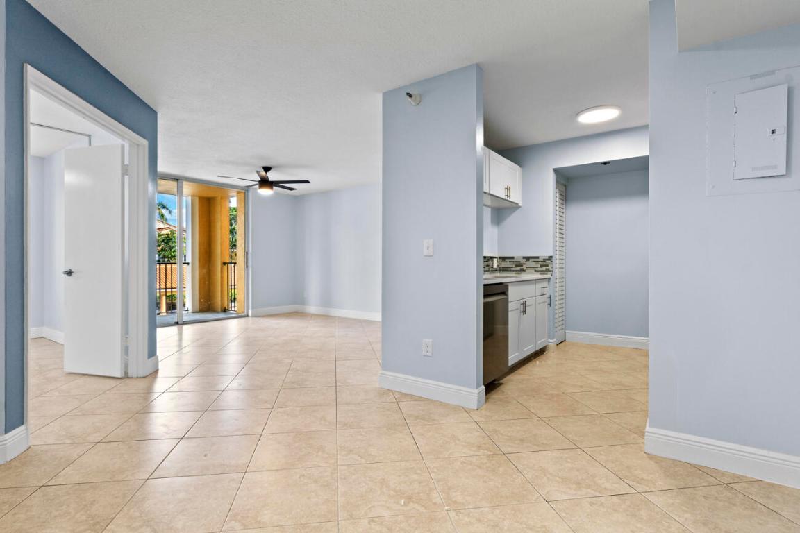 YACHT CLUB ON THE INTRACOASTAL CONDO - Residential