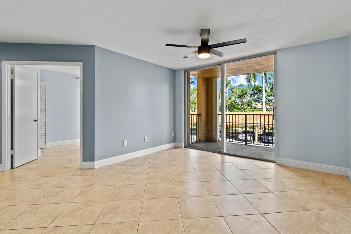 YACHT CLUB ON THE INTRACOASTAL CONDO - Residential