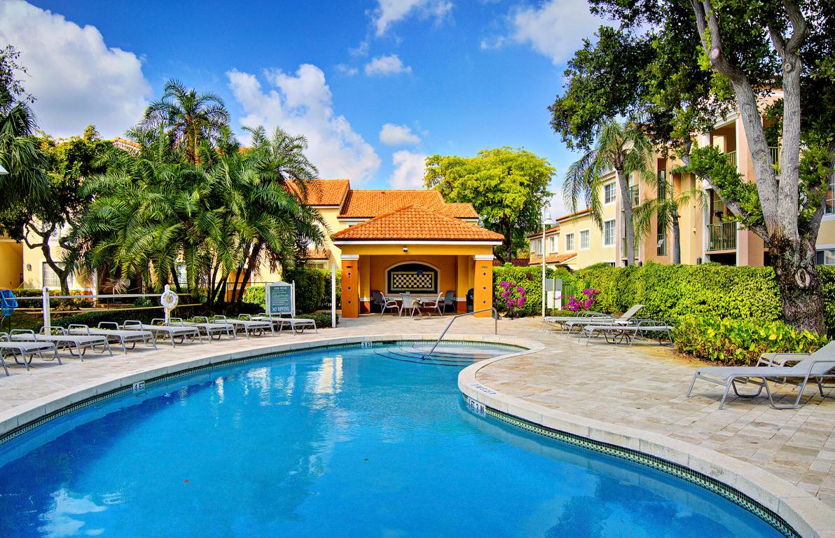 YACHT CLUB ON THE INTRACOASTAL CONDO - Residential