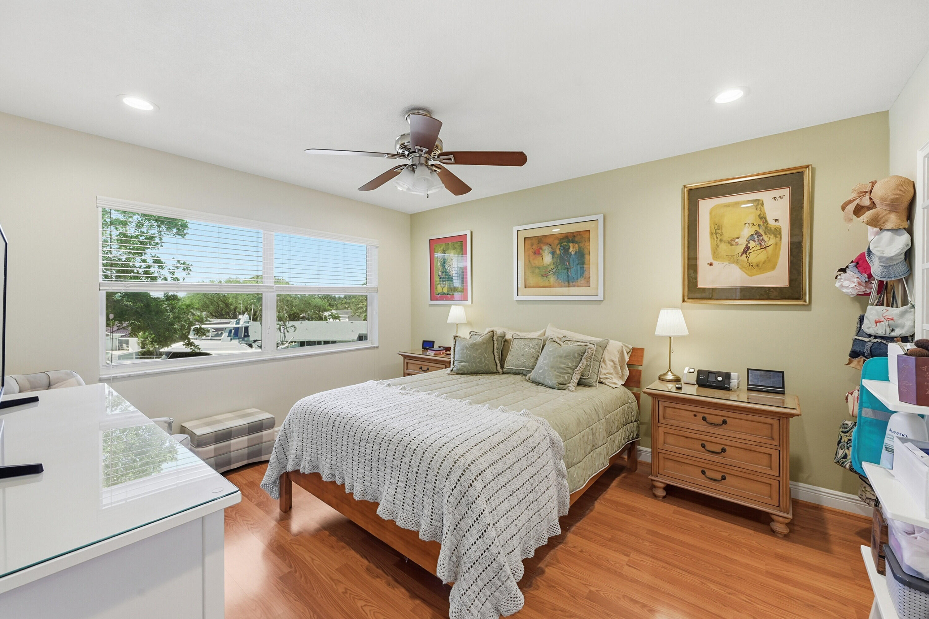 RIO NUEVO D CONDO - Residential