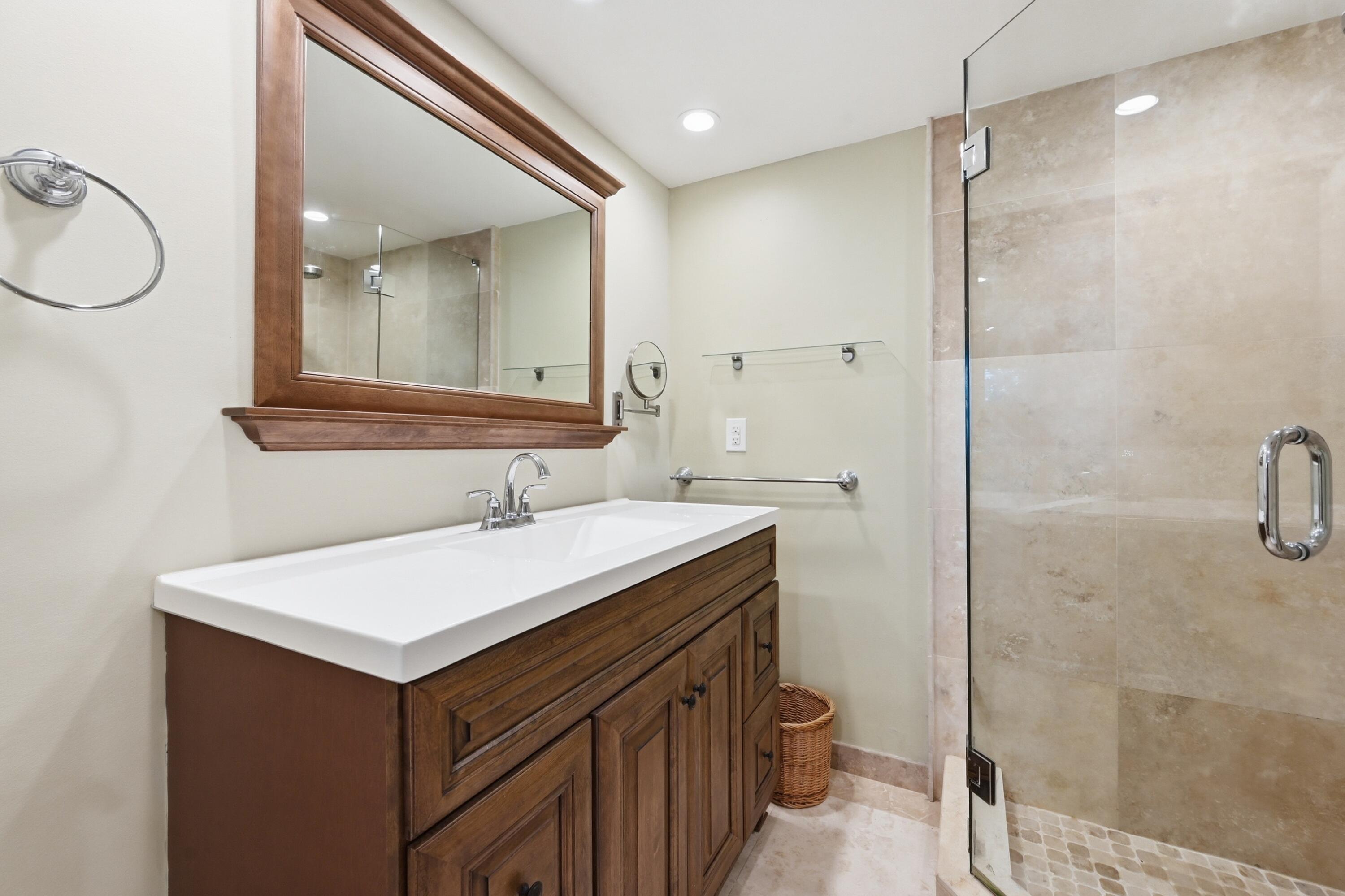 RIO NUEVO D CONDO - Residential