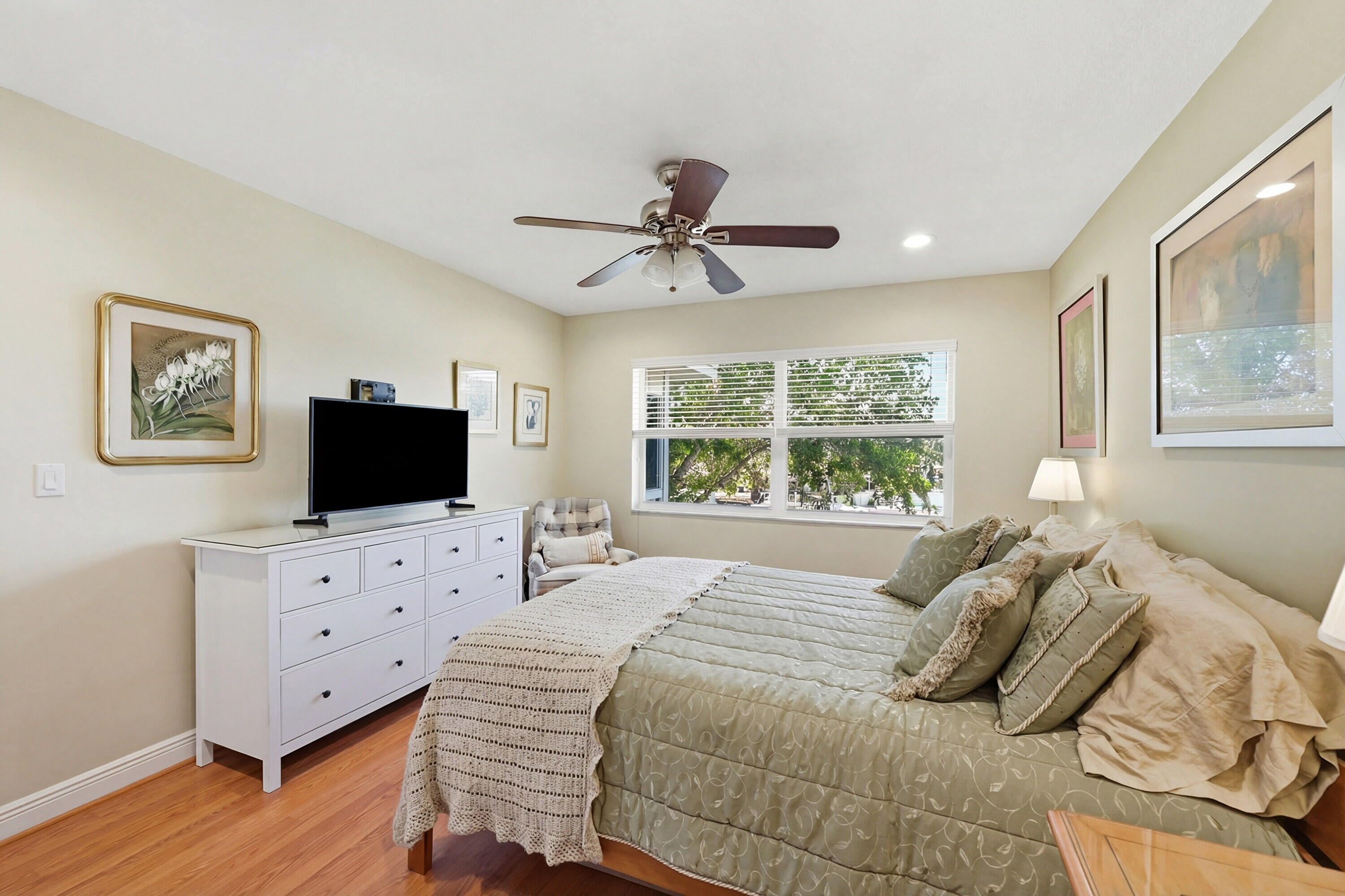 RIO NUEVO D CONDO - Residential