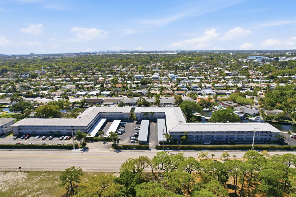 Photo of 1200 NE 12th Street #310, Fort Lauderdale, FL 33315 (MLS # B26007527)