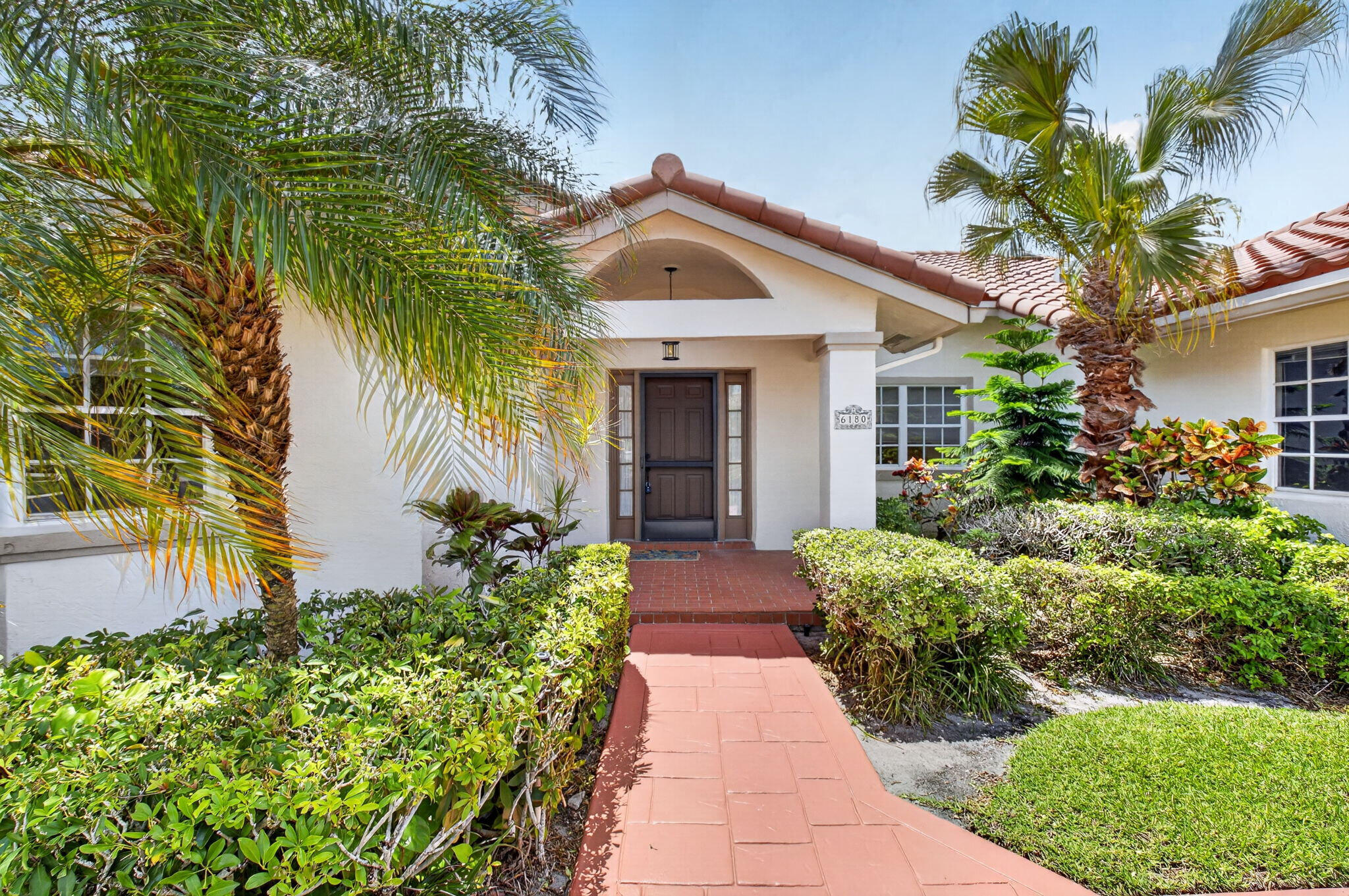Pipers Glen Etates - Residential