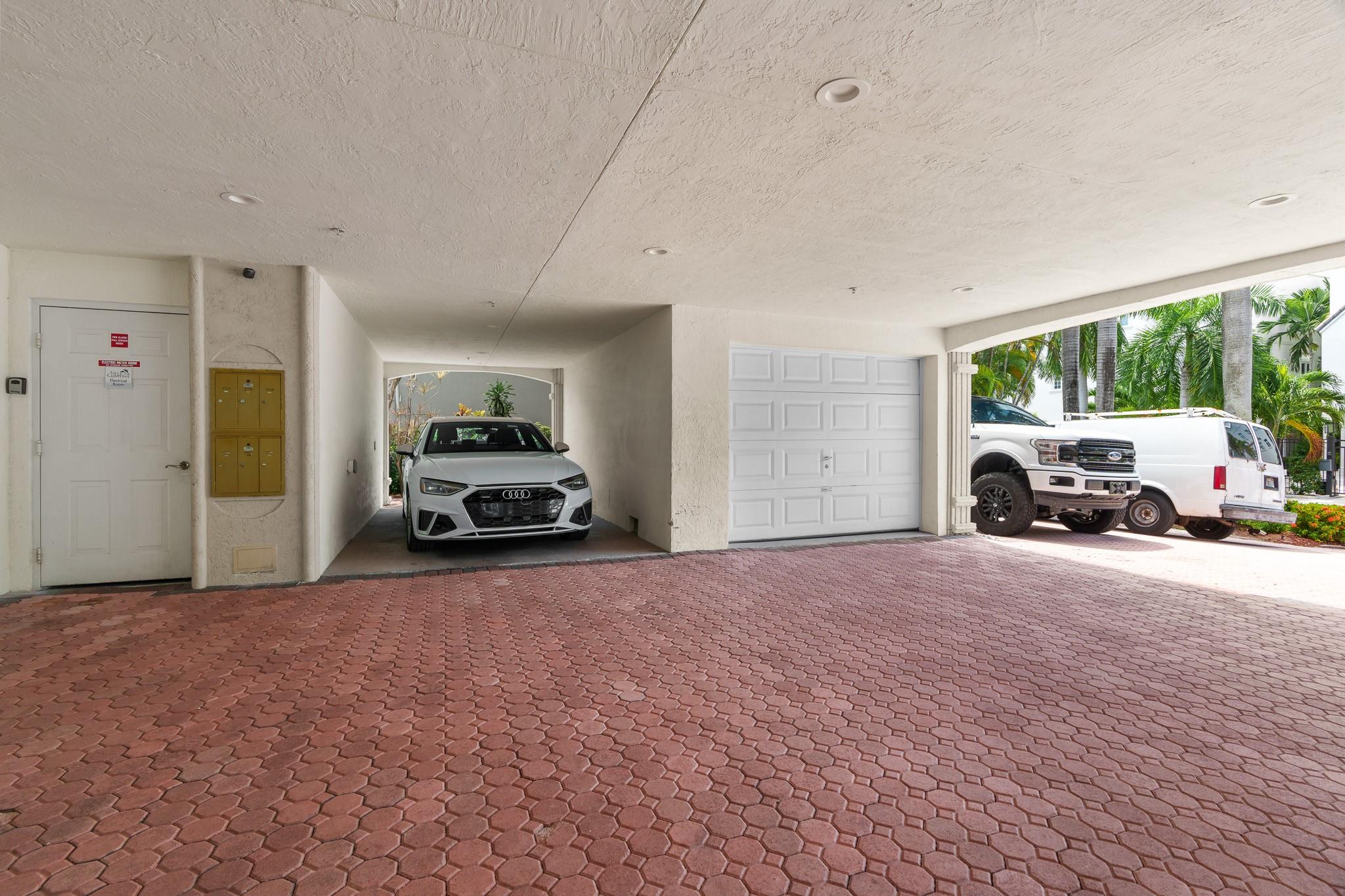 Villa Contessa Condo - Residential Lease