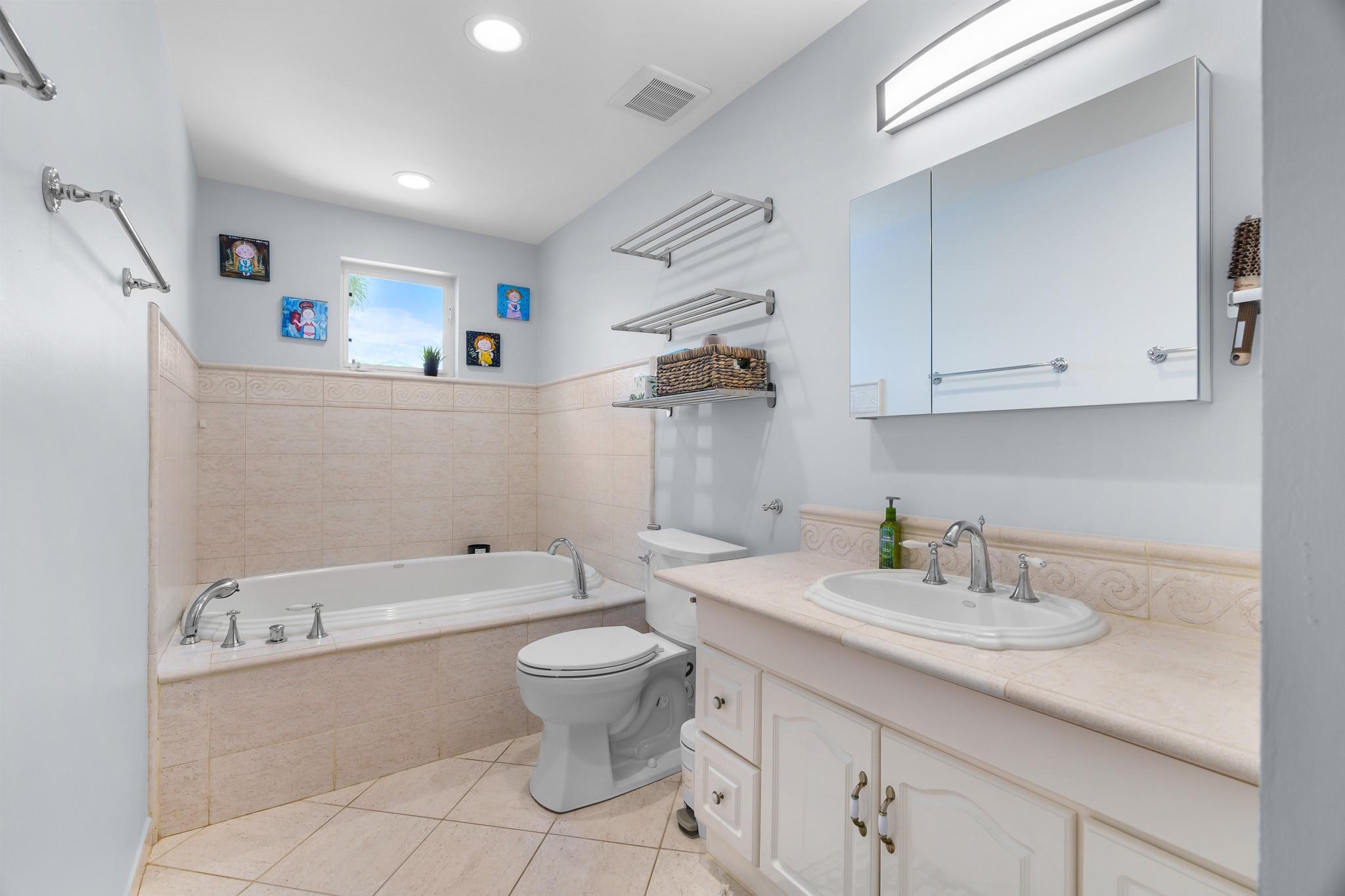 Villa Contessa Condo - Residential Lease